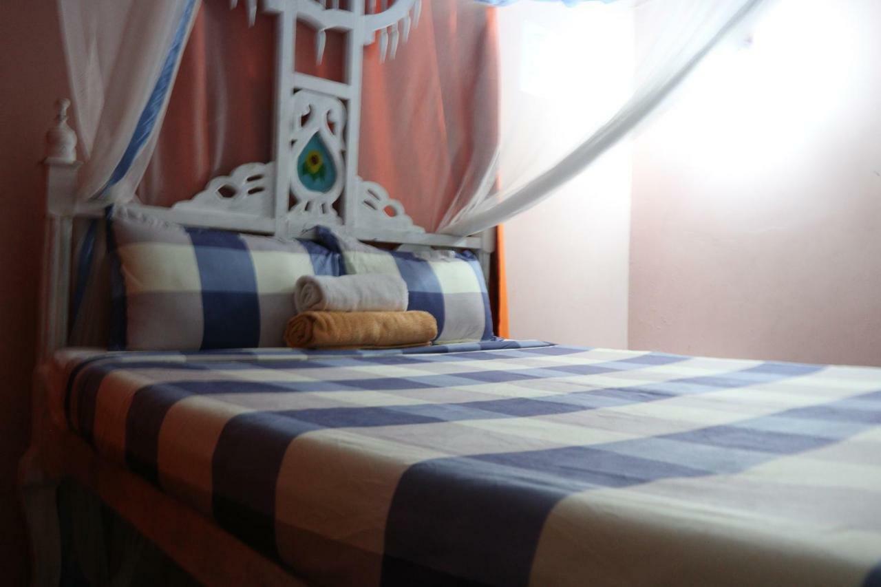 Jua Baharini Panzió Malindi Kültér fotó